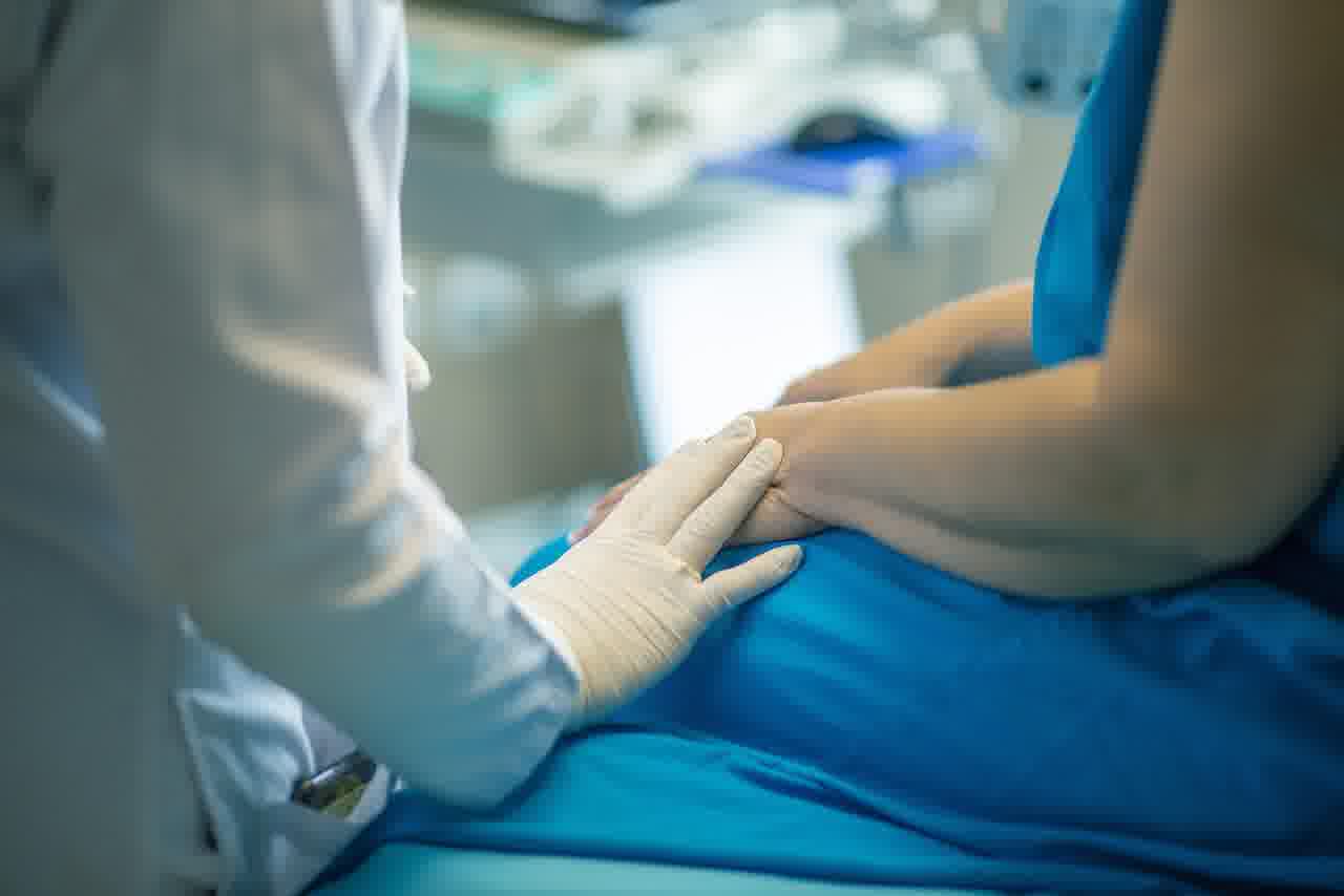 평강치과병원 임플란트 가격 크라운 비용 잘하는곳 예약 확인 뼈이식 보험 당일원데이 수면 치료